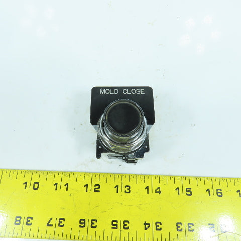 Cutler Hammer 10250T Momentary Contact Black Push Button 600V