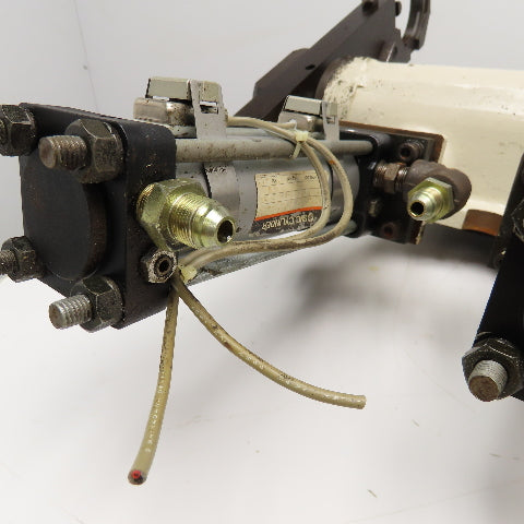 Mitsubishi M-V55B ATC Automatic Tool Changer Arm Assembly CAT 40