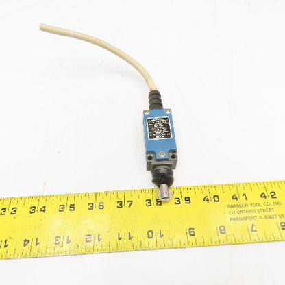Matsushita AZ8112CE 250V Cam Roller Plunger Mini Limit Switch