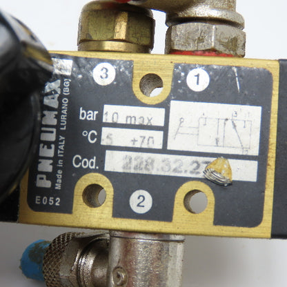 Pneumax 229.32.27 2 Position Manually Actuated Pneumatic Valve G1/8" 145PSI