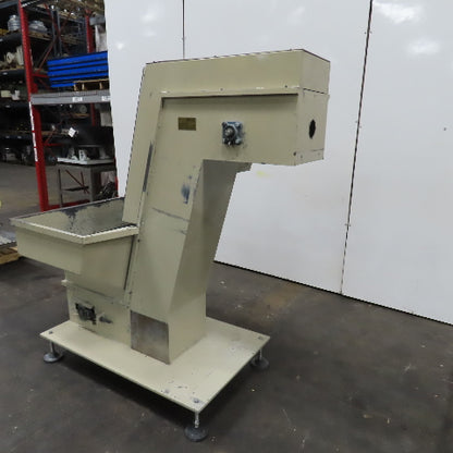 2A S.r.l 9-3/4" x 54" Hopper Feed Discharge Incline Conveyor 1.1-7.1FPM 230/480V