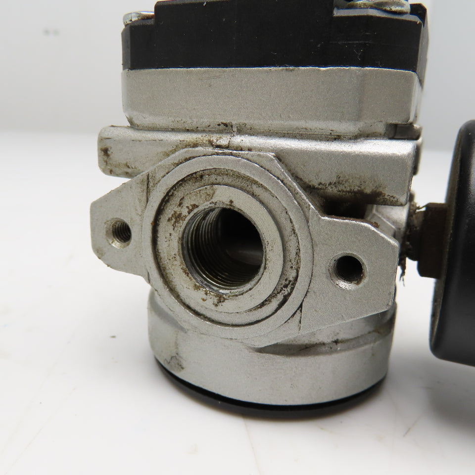 Camozzi C1238-R00 3/8" NPT Pressure Regulator 0.5-10 Bar