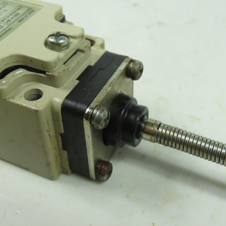 Omron D4B-4181N 400V Limit Switch 2A Spring Coil