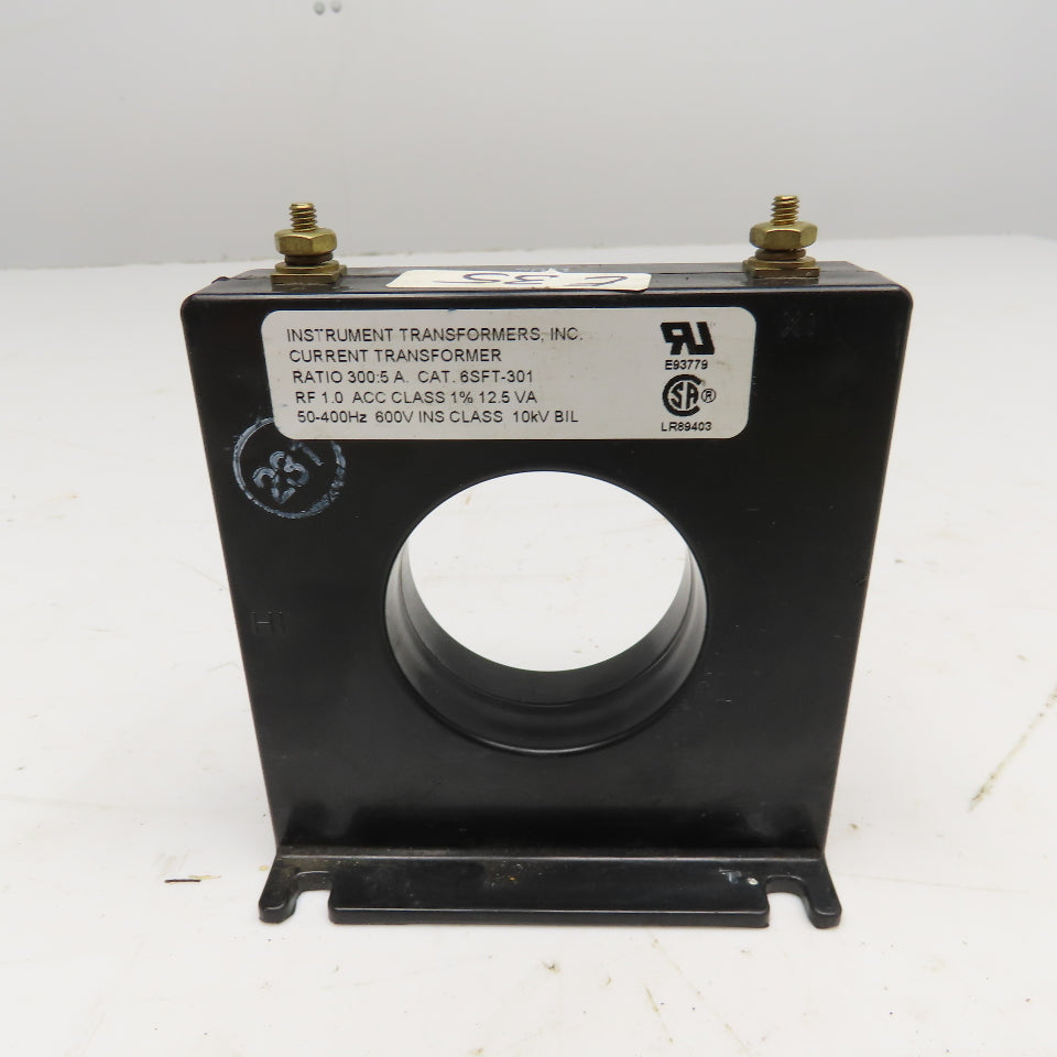 Instrument Transformers 6SFT-301 600V 50-400Hz 300:5 Ratio Current Transformer