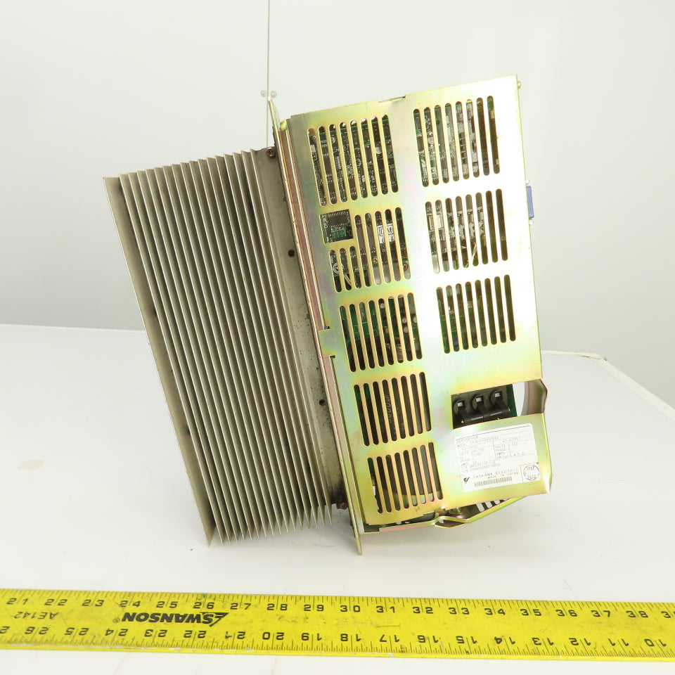 Yaskawa P00 B12 CACR-IR44SFBY8 Servo Drive Servopack