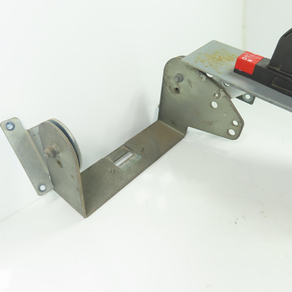 Allen Bradley 140G-N6H3-E12 1200A 3 Pole Circuit Breaker 600V 50/60Hz W/Operator