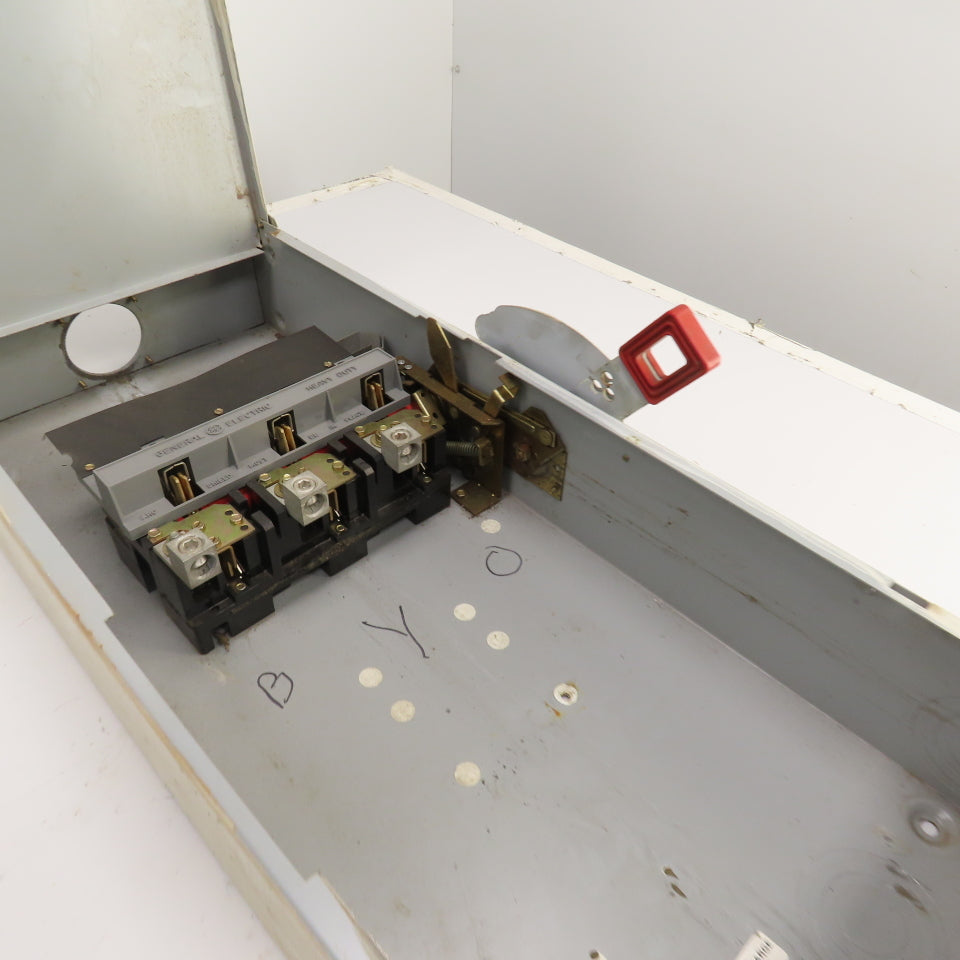 GE THN3364R 200A Heavy Duty Non-Fusible Safety Disconnect Switch 600V AC Type 3R