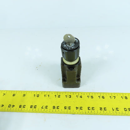 Rexroth 2 FRM 6 B 36-32/16 QRV 2-Way Flow Control Valve W/ Key