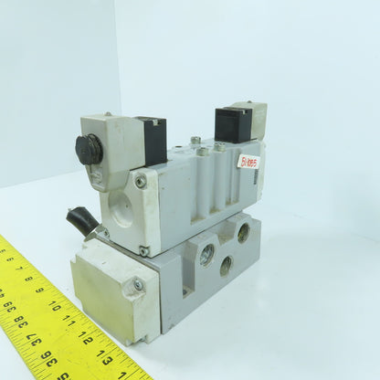 Parker H26VXBG023C 3 Position Pneumatic Solenoid Valve 145PSI 120V Coil
