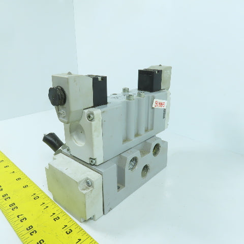 Parker H26VXBG023C 3 Position Pneumatic Solenoid Valve 145PSI 120V Coil
