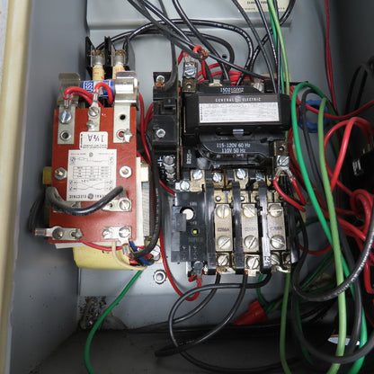 GE 300-Line Control Size 1 Combination Starter Disconnect 600V 10Hp 110V Coil