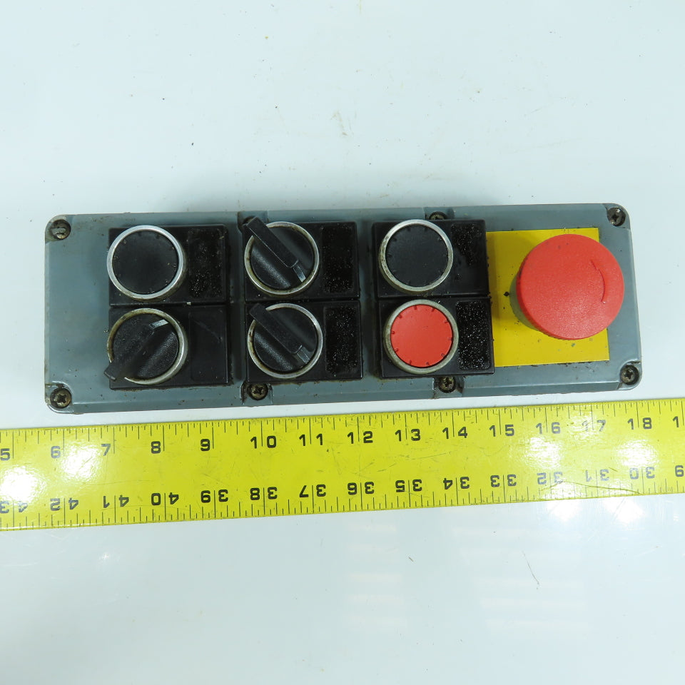 7-Button Machine Control Station (3) Momentary Contact (3 Switches) 1 E-Stop
