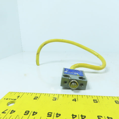 Square D MS01G0300 Limit Switch 125V AC