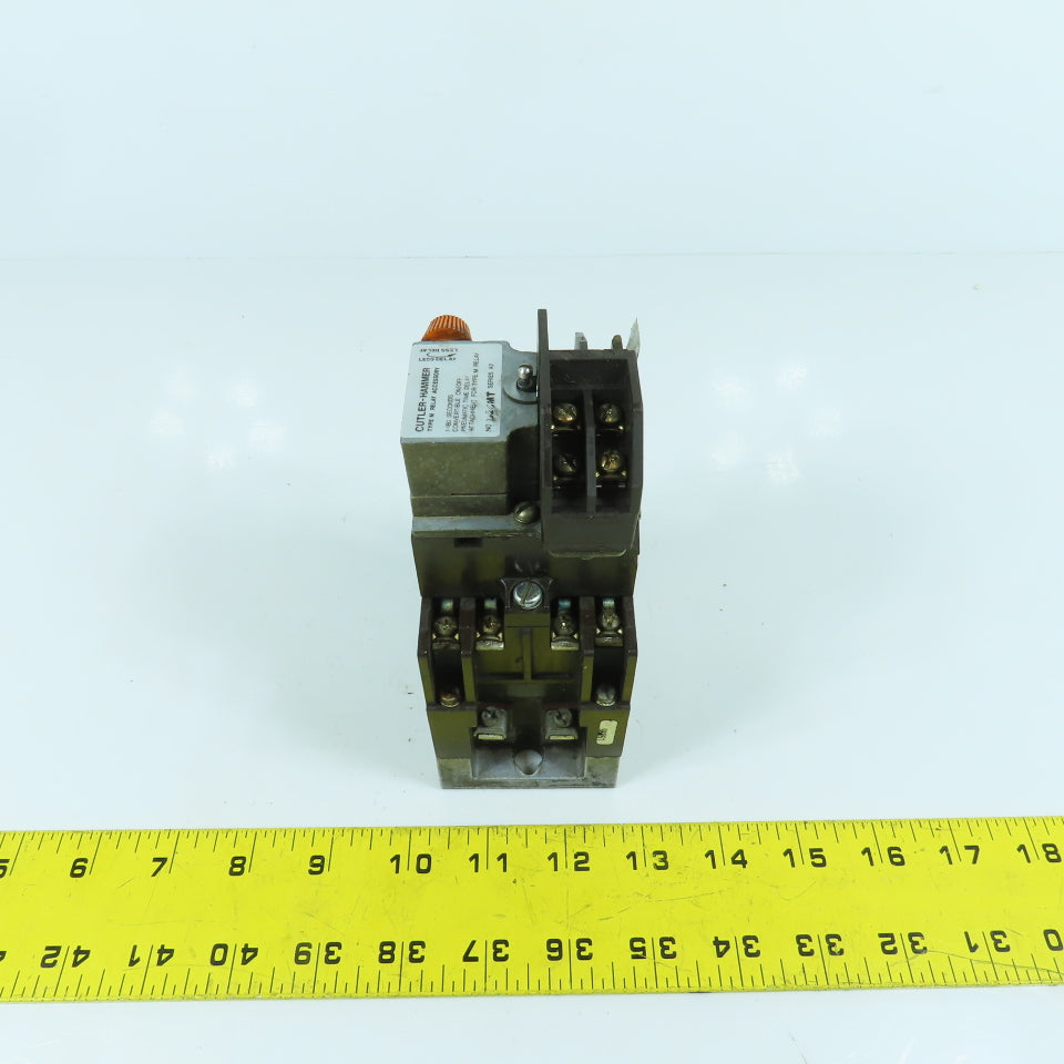 Cutler Hammer D26MB 10A 600VAC Power Relay W/ D26MT Timer Relay 1-180 Second