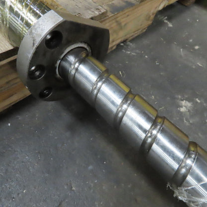 40mm OD 32mm Lead Right Hand Single Start Ball Screw M5000 X-Axis