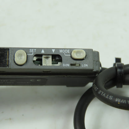 Keyence FS-V11 Fiber Optic Amplifier Sensor 12-24VDC 100mA