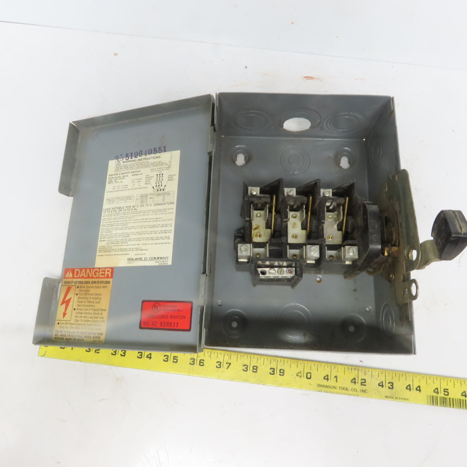 Square D D321N Ser E2 30A 240V 3 Pole Fusible Safety Disconnect Switch