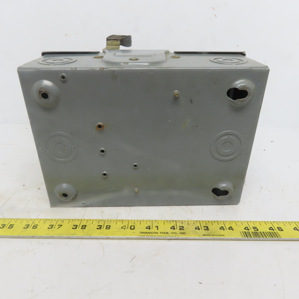 Square D D321N Ser E2 30A 240V 3 Pole Fusible Safety Disconnect Switch