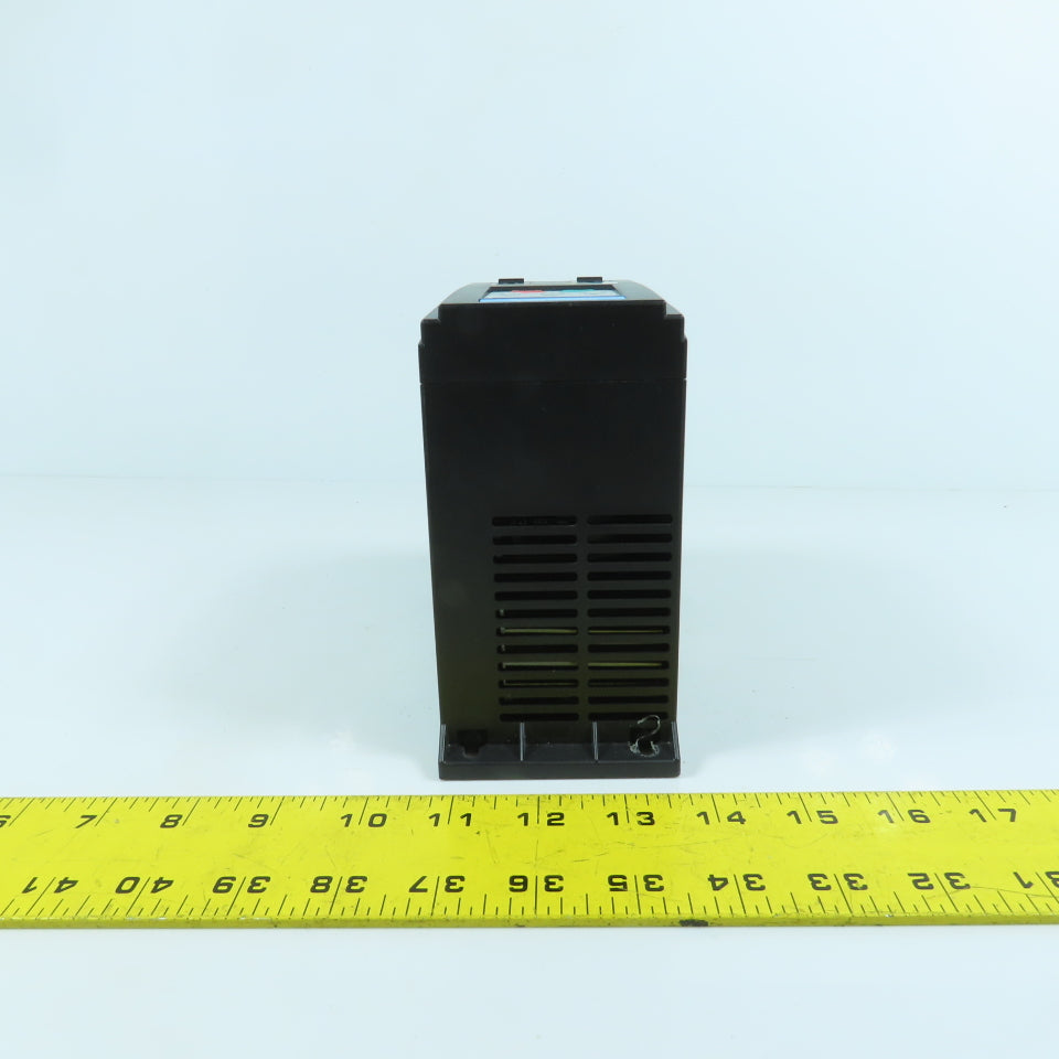 Suzhou Inovance MD200S0.4B 0.4kW Inverter Drive 200-240V 1PH In 0-240V 3PH Out