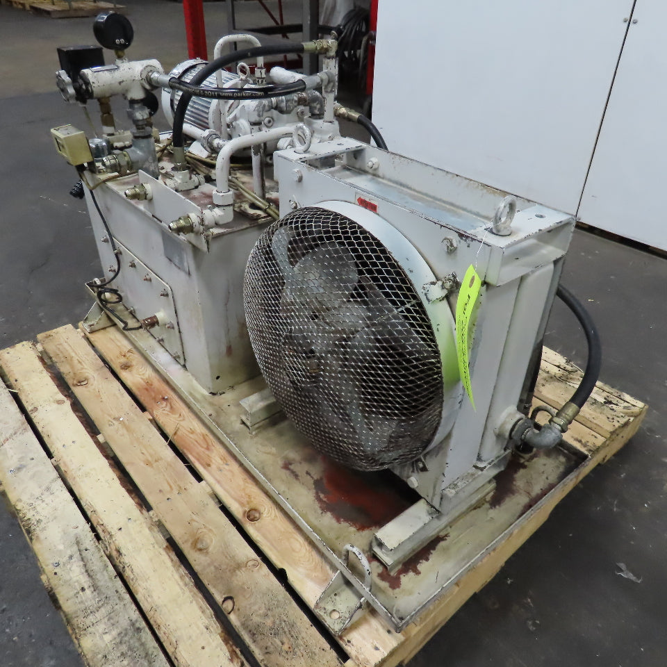 Osaka Daikin VD4-15A1R-95 1.5kW 208V 3Ph Hydraulic Power Unit 20 Gal W/ Chiller
