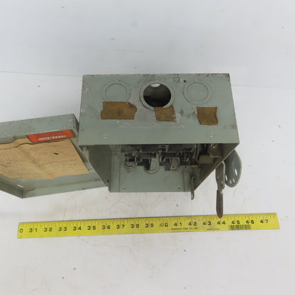 General Electric TG4321 30A 240V 3 Pole Fusible Safety Disconnect Switch