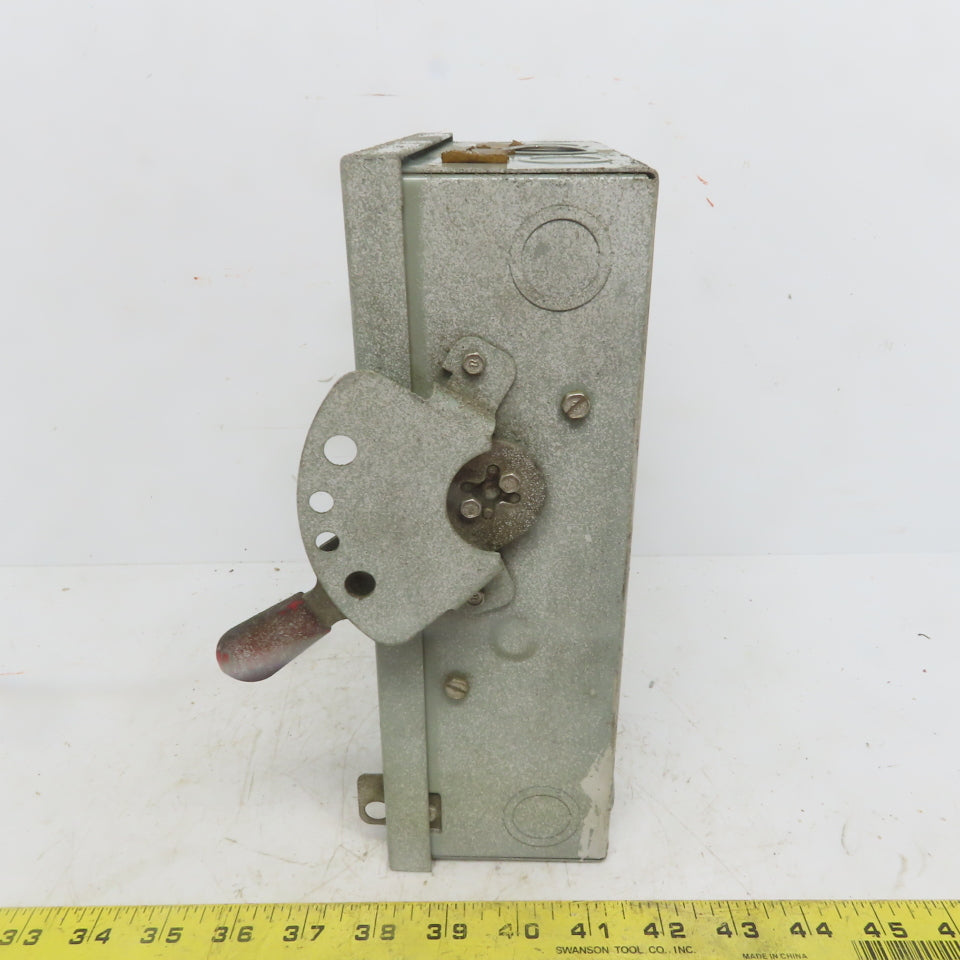 General Electric TG4321 30A 240V 3 Pole Fusible Safety Disconnect Switch