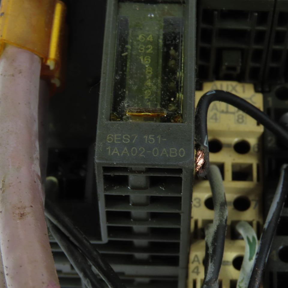 Siemens 6ES7 151-1AA02-0AB0 6ES7 138/131 6 Card Interface PLC 5-Inputs