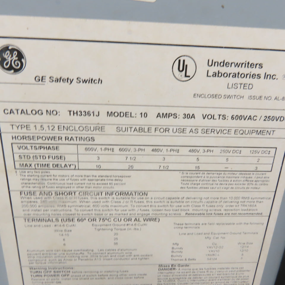 General Electric TH3361J Model 10 30A 600V 3P Fusible Safety Disconnect Switch