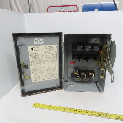 General Electric TH3361J Model 10 30A 600V 3P Fusible Safety Disconnect Switch
