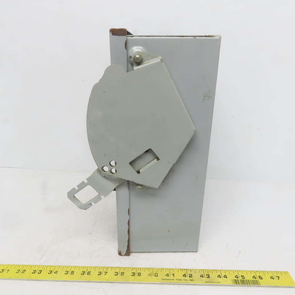General Electric TH3361J Model 10 30A 600V 3P Fusible Safety Disconnect Switch