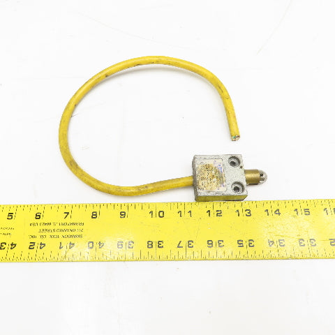 Telemecanique MS02S02-00 125/250V AC Cam Roller Limit Switch