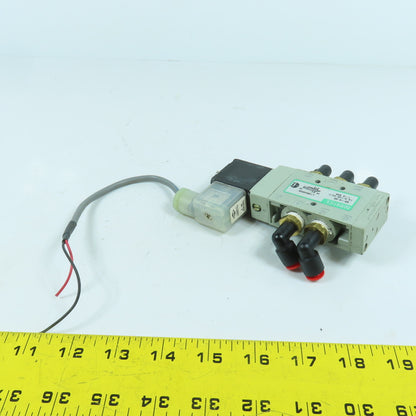 Numatics L12BA452B 2-Position Pneumatic Valve 145PSI 24VDC Coil W/ 1/4" Connects