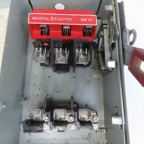 General Electric TH3362J Model 1 60A 600V 3P Fusible Safety Disconnect Switch