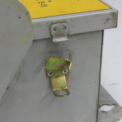Cutler Hammer DH361FDK Ser. B 30A 600V 3 Pole Fusible Safety Disconnect Switch