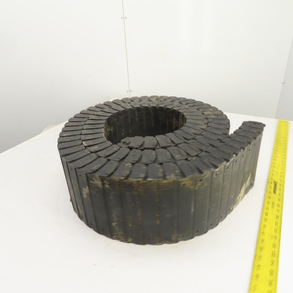 Igus 68.3.150 118" OAL Enclosed Cable & Hose Carrier Energy Chain 6.75 x 1.75"