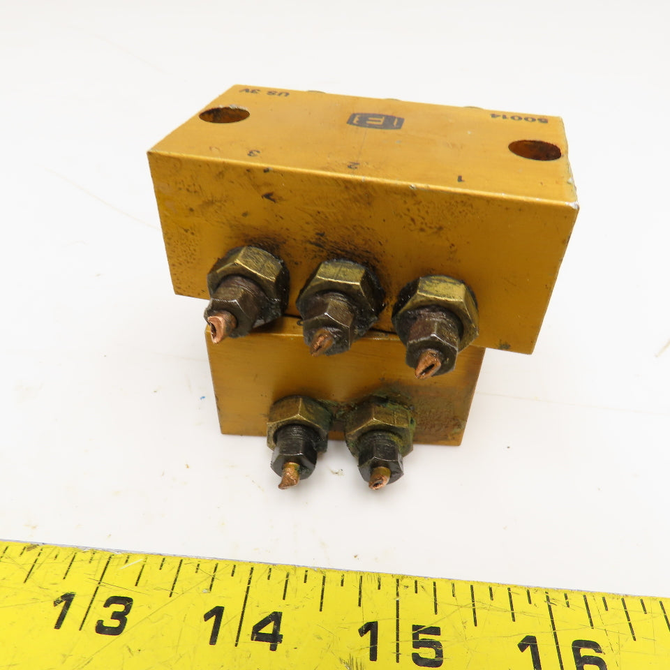 2 Way & 3 Way Lubrication Metering Manifold 1/4" NPT Lot Of 2