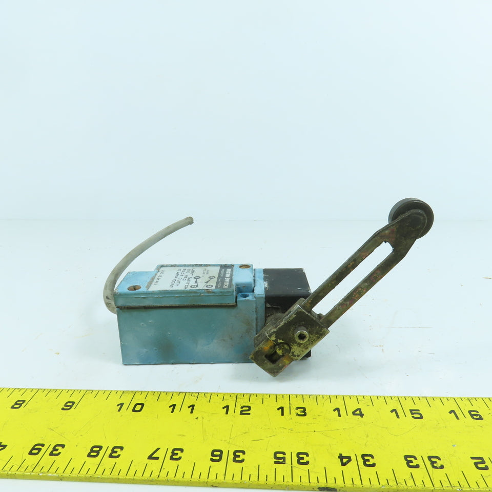 Micro Switch LSQAB3K413 10 Amp 600VAC Rocker Arm Cam Roller Limit Switch
