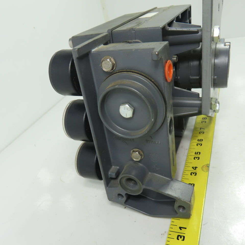 Fisher 41B8558X0A2 Pneumatic Valve Positioner 3-15 PSI