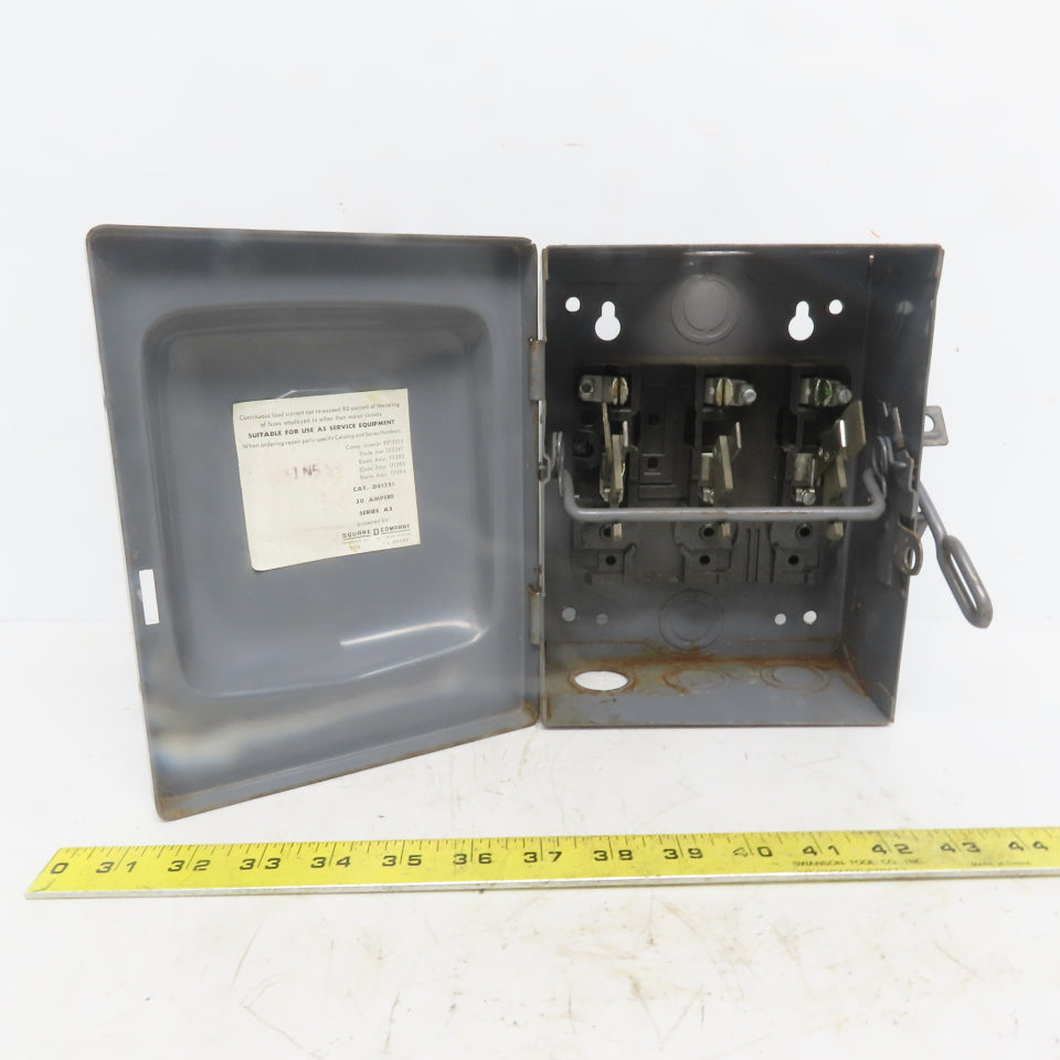 Square D D-91351 Ser A3 30A 240V 3 Pole Non -Fused Safety Switch Disconnect