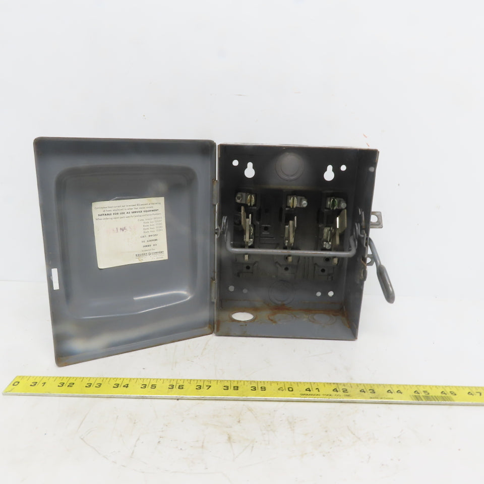 Square D D-91351 Ser A3 30A 240V 3 Pole Non -Fused Safety Switch Disconnect