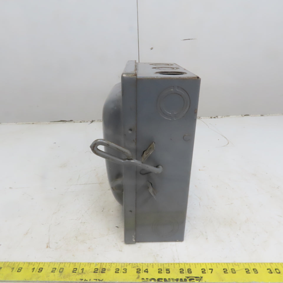 Square D D-91351 Ser A3 30A 240V 3 Pole Non-Fused Safety Switch Disconnect