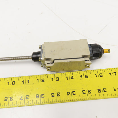 Omron D4B-4181N 400V 15A Spring Coil SPDT Snap Action Limit Switch