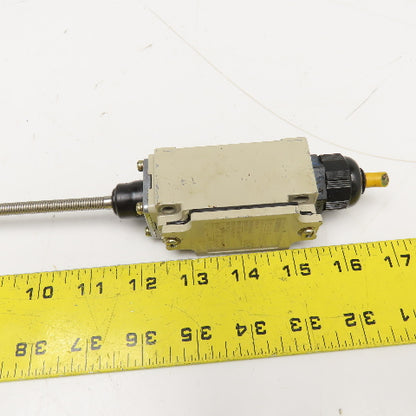 Omron D4B-4181N 400V 15A Spring Coil SPDT Snap Action Limit Switch