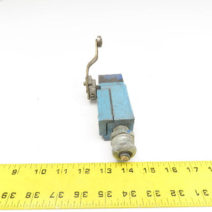 Micro Switch LSZ7A1A2 600VAC 10A Cam Roller Limit Switch Offset Arm