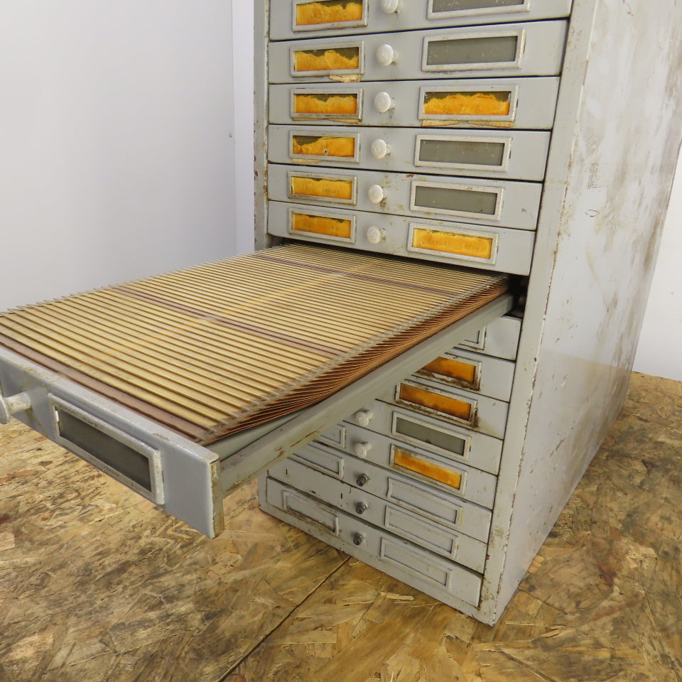 Datavue Vintage 18 Drawer Flat File Blueprint Plans Map File Cabinet 25x11.5x24"