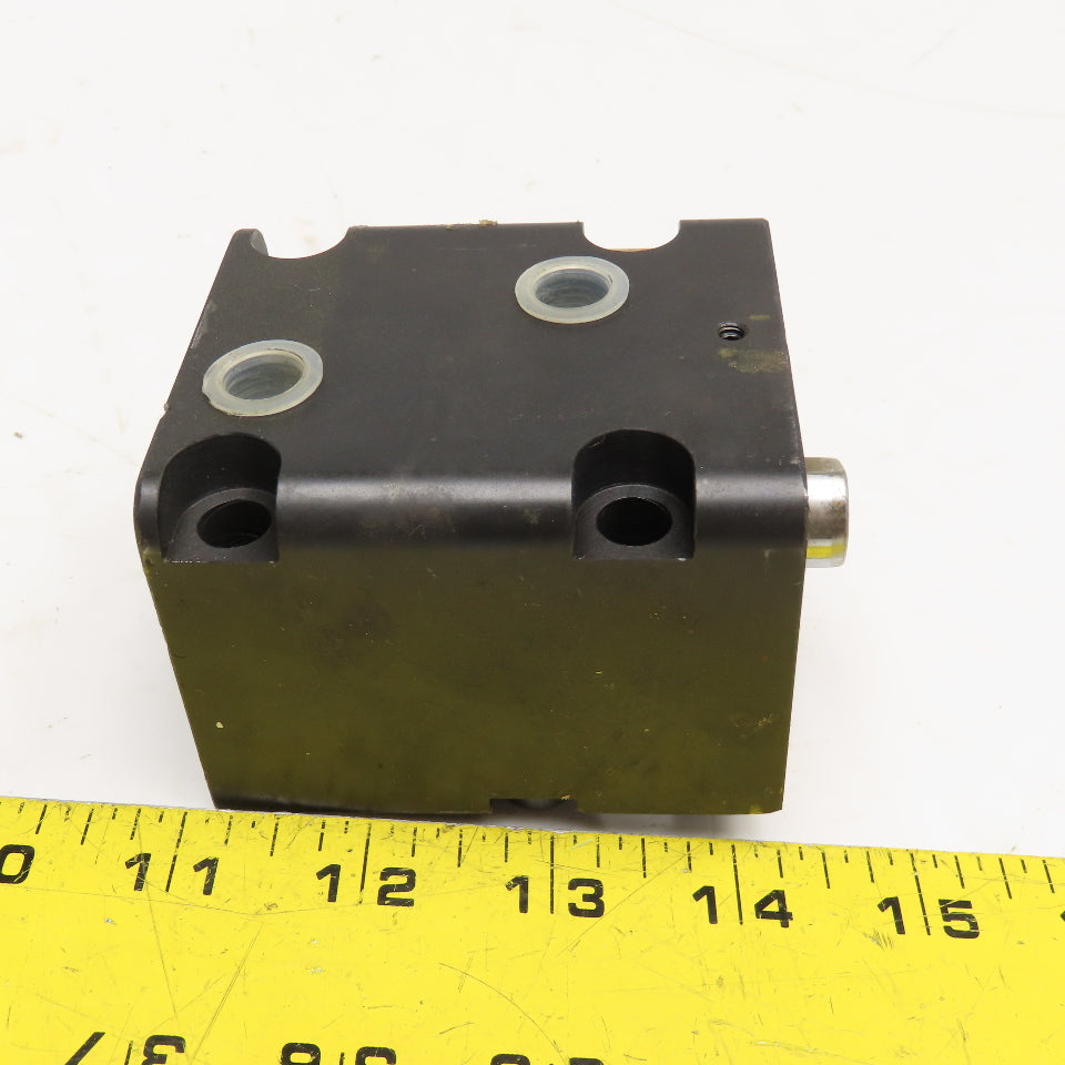 Toyo-Oki TC-SA 32mm Bore 25mm Stroke 18mm Rod Hydraulic Cylinder 14MPa