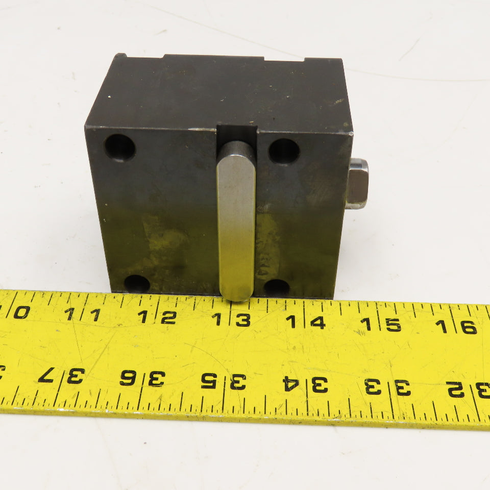 Toyo-Oki TC-SA 32mm Bore 25mm Stroke 18mm Rod Hydraulic Cylinder 14MPa