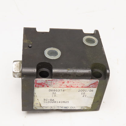 Toyo-Oki TC-SA 32mm Bore 25mm Stroke 18mm Rod Hydraulic Cylinder 14MPa