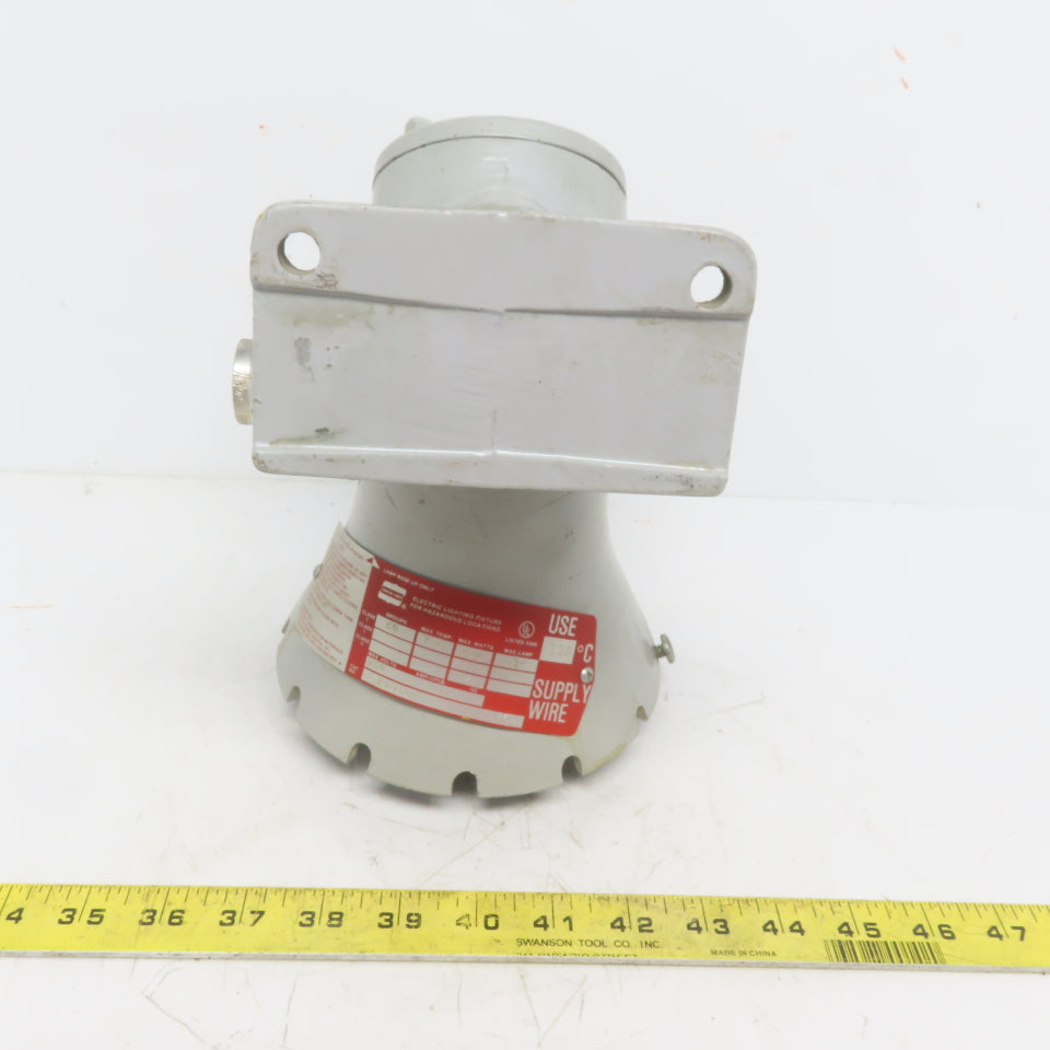 Crouse Hinds EVJ104 M64 Explosion Proof Light Housing