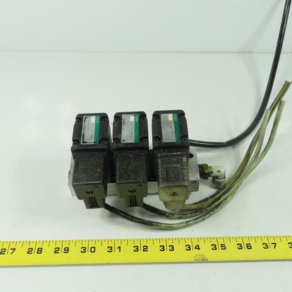 CKD GFAB41-X0511 Pneumatics Air Solenoid Valve Block Assembly 1/4" NPT